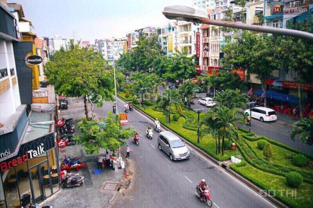 Bán BT mặt tiền đường Phan Xích Long, phường 2, quận Phú Nhuận, DT: 8m x 16m, không trừ lộ giới 12995389