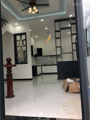 Nhà sổ riêng, đường nhựa 6m, ngay ngã tư chợ Tân Phước Khánh, Tân Uyên. LH: 0702347938 12996999