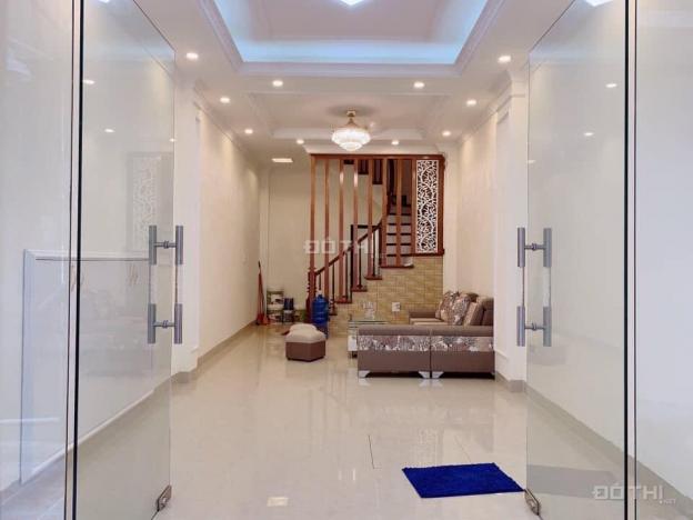 Bán nhà Cổ Nhuế, Bắc Từ Liêm, Hà Nội 35.3m2 x 5 tầng, giá: 3 tỷ. LH: 0393485862 13000406