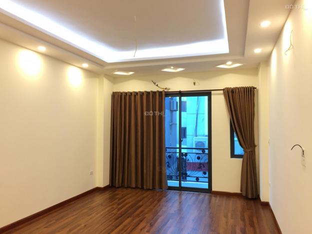 Bán nhà ngõ phố Đội Cấn, Ba Đình 50m2 xây 6 tầng, ô tô 7 chỗ vào nhà giá 8.7 tỷ 13000476