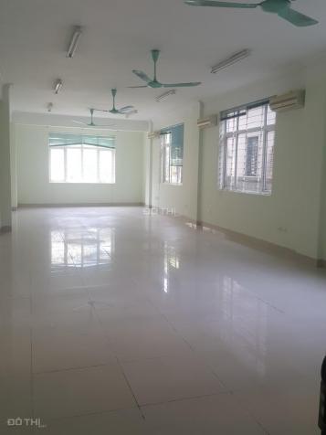 Chính chủ cho thuê sàn văn phòng Lê Văn Lương 100m2 XD. Giá 18tr/th 13002362