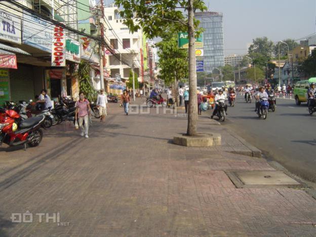 Bán nhanh nhà MT Hồ Bá Kiện, Q10, 6 x 22m, cấp 4. LH: 0933.136.196 13003685