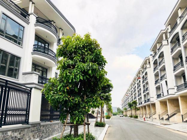 Tết! Cho thuê tầng căn shophouse, 7x23m, trệt, 4 lầu, ST, KDC Vạn Phúc sát ĐH Luật có thang máy 13009010