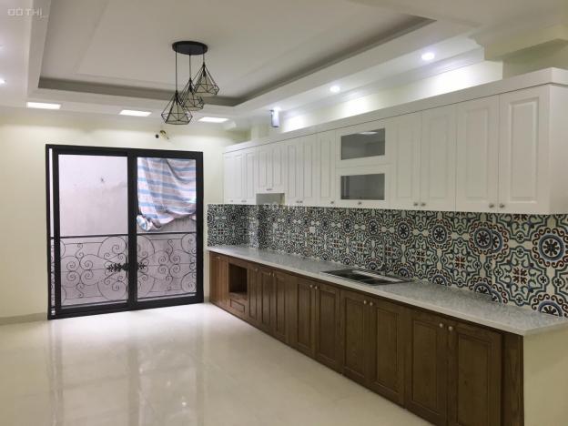 Bán nhà PL phố Hồ Tùng Mậu, Nam Từ Liêm, 42m2 * 6 tầng mới, ô tô vào nhà, giá 4.8 tỷ 13012829