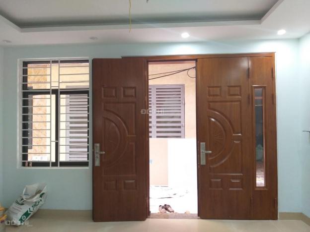 Bán nhà đẹp ở Trần Hữu Dực, 30m2 x 4 tầng, hướng Tây Nam, ô tô đỗ gần, LH 0977.507.118 13015911