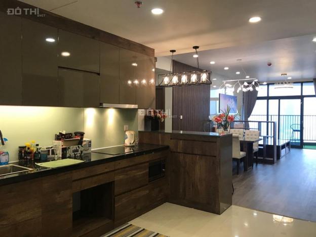 Cho thuê căn hộ 156m2, 3PN, full nội thất thiết kế mới 100% giá cực tốt tại Discovery Complex 13017097
