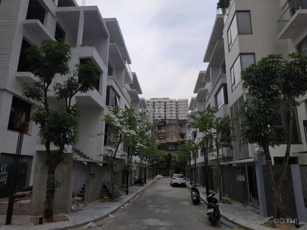 Cần bán gấp căn nhà liền kề đường Nguyễn Huy Tưởng, Thanh Xuân: 91m2 x 5T x MT 6m. LH: 0902139199 13018875