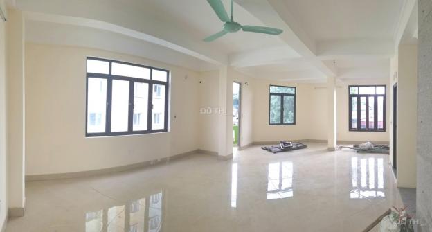 Chính chủ! Cho thuê nhà MP Ba Đình, 80m2 x 7 tầng, lô góc 2 mặt tiền 18m mới xây đẹp nhất phố 13019067