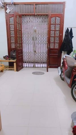 Phố Cự Lộc, Thanh Xuân, 32m2, 3 tầng, MT 4m, giá chỉ 2.69 tỷ. Liên hệ 0982692233 13023830