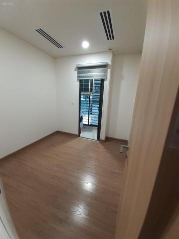 Gia đình cần chuyển nhượng căn đẹp 2 PN - 72 m2 - Tầng 16 - chung cư 23 Duy Tân - Giá mua đợt 1 13024463