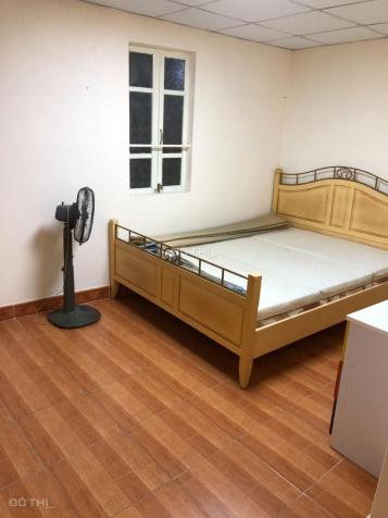 Cho thuê nhà trong ngõ phố Vũ Thạnh, Đống Đa 80m2 - ngõ rộng rãi, có sân trước sau, ảnh thật 13026861