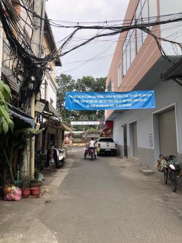 Nhà phố đang có 4 phòng trọ cho thuê thu nhập 15 tr/tháng, hẻm xe hơi Nguyễn Kiệm, P3, GV 13028877