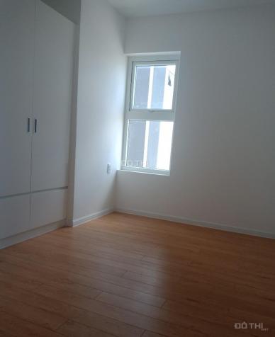 Cần cho thuê liền căn hộ có nội thất cơ bản tại Xigrandcourt Q10, 3PN giá rẻ 13029737