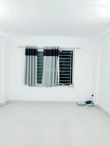 Bán nhà ngay phố Triều Khúc, 34m2, 5 tầng, cạnh hồ, chợ, ô tô tránh 10m, siêu rẻ, 2,55 tỷ 13030135