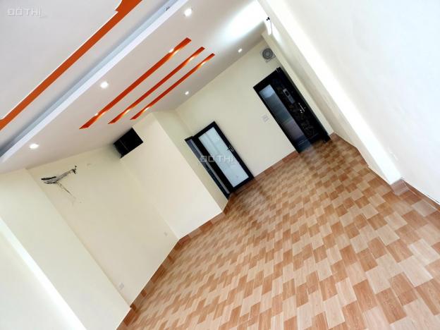 Bán gấp nhà Trường Chinh, vị trí thoáng sổ đỏ chính chủ 30m2, giá nhỉnh 2,75 tỷ, LH: 0375712510 13035071