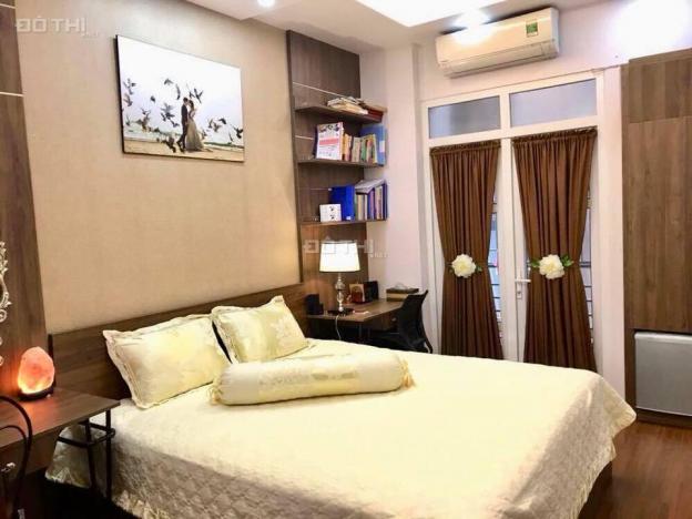 Nhà đẹp Chùa Láng, 42m2, ôtô, giá 4 tỷ 9, LH: 0979149919 13036624