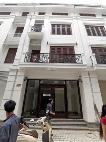 Cho thuê nhà ngõ Nguyễn Thị Định, Cầu Giấy, DT 70m2, 5 tầng, MT 5m, giá 25 tr/th 13040972