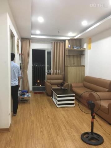 Cần bán căn hộ chung cư 3 ngủ khu đô thị Việt Hưng Long Biên. LH: 0983957300 13045797