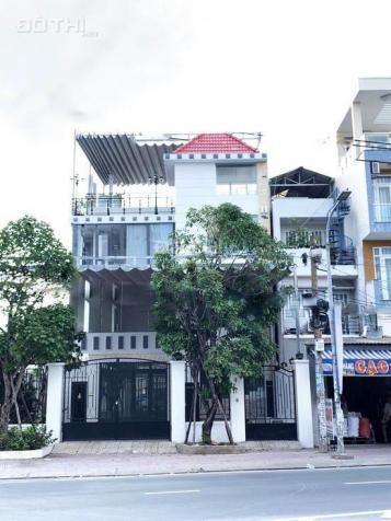 Bán nhà góc 2 mặt tiền đường Huỳnh Tấn Phát, Tân Phú, Quận 7, DT 12*25m, giá 26 tỷ 13046348