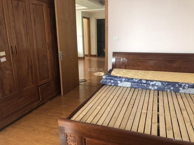 Có duy nhất căn hộ 101m2 tòa nhà N09 B1 thiết kế 3PN, 2VC cần bán gấp trước tết âm, 0904267848 13046387