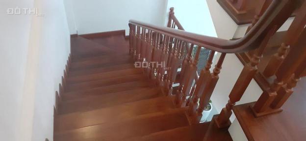 Bán nhà khu tái định cư Giang Biên 60m2x5 tầng, vỉa hè, ô tô tránh, Tây Bắc, 4.5 tỷ 13051604