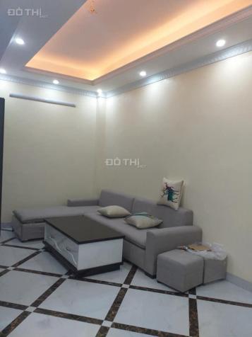 Nhỉnh 2 tỷ, 5 tầng mới ở ngay, 40m2 Trương Định, ngõ thông, thoáng 13060966