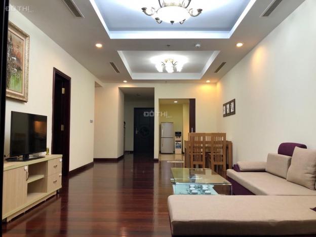 Cho thuê căn hộ chung cư cao cấp 2PN tại R1 - Royal City, 105m2, đồ đẹp, 22 tr/th. LH: 0904481319 13066200