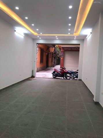 Bán nhà mới về ở luôn phố Yên Lạc, Vĩnh Tuy, HBT 60m2 x 6T, thang máy, ô tô vào nhà, SĐCC, 8.2 tỷ 13066606