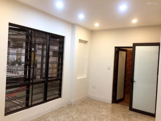 Bán nhà riêng tại Đường Ngô Gia Tự, Long Biên, Hà Nội, DT: 43m2 giá 1.97 tỷ - LH 0983501459 13068357