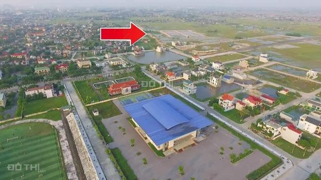 Cần tiền bán gấp 2 lô đất MB23, thị trấn Tân Phong(thị trấn Quảng Xương), ĐT: 0986352228 13068574