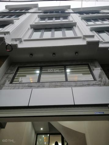 Bán nhà ngõ 110 Trần Duy Hưng - Thiết kế đẹp - 42m2 x 5 tầng mới - Giá 4.9 tỷ. LH 0903070282 13056489