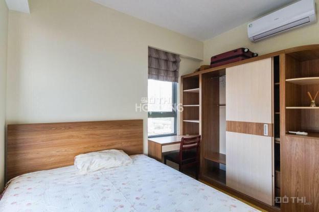 Hot, cho thuê căn hộ 3PN với đầy đủ nội thất tại Masteri Thảo Điền - quận 2 13074505