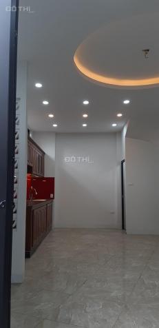 Bán nhà Ngô Gia Tự, 35m2 - 4 tầng. 2 thoáng, full nội thất, chỉ 2.2 tỷ 13076652