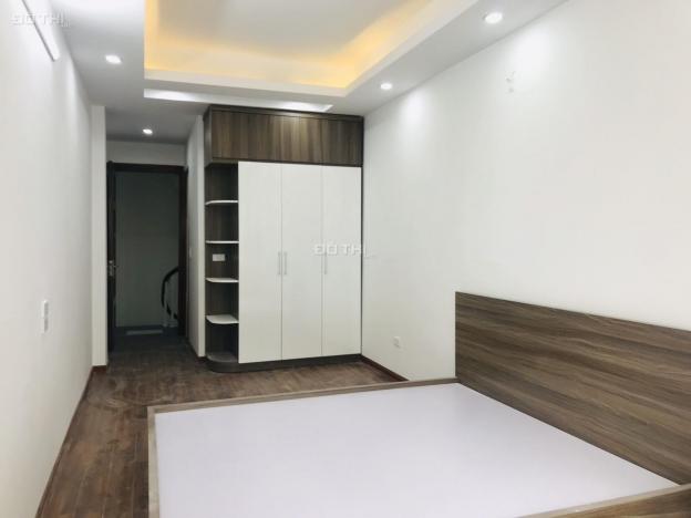 3.1 tỷ, sở hữu nhà Âu Cơ cách CV nước 200m, DT: 30m2 x 6 tầng hiện đại, MT: 4,8m, bao mọi loại phí 13080830