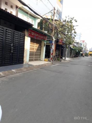 Nhà hẻm nhựa 8m thông 1 sẹc đối diện chợ Tân Hương DT 4x15m, cấp 4, giá 4.2 tỷ, liên hệ ngay 13093067