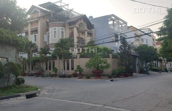 Bán biệt thự Thảo Điền 215 Nguyễn Văn Hưởng 13093286