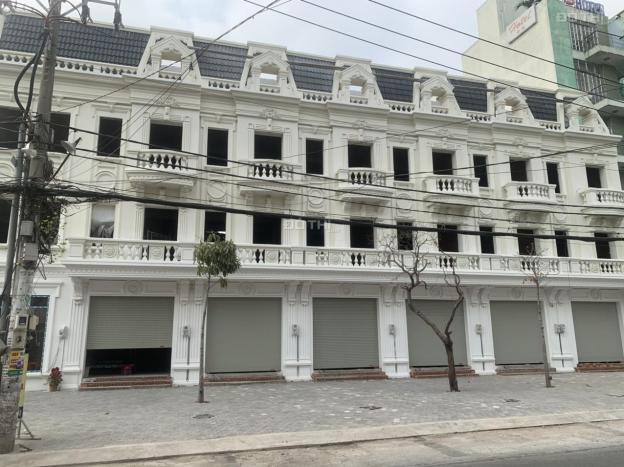 Nhà quận Tân Phú. Còn một số căn hộ cho khách hàng lựa chọn 13098108