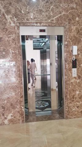 Bán nhà mặt phố Trần Khát Chân, thang máy, mặt tiền đẹp 5.2m, DT 82 m2 x 5T. Giá 24 tỷ 13099398