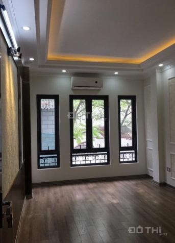 Bán nhà tại Gia Quất, Long Biên, DT 35m2 x 5 tầng, MT 3.8m, giá 2.6 tỷ có gia lộc. LH: 0982503329 13102292