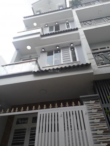 Bán nhà MT Lam Sơn, P. 2, Q. Tân Bình, DT: 5x15m, 3 lầu đẹp 13106573