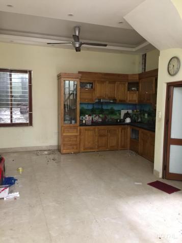 Cho thuê nhà ở 399 Âu Cơ 51m2 x 4,5 tầng full đồ, 5PN, cho hộ gia đình và và làm homestay 13108458