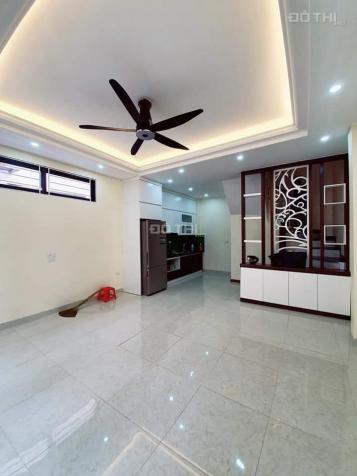 Bán nhà Long Biên, PL, 38m2, 2.6 tỷ 13108747