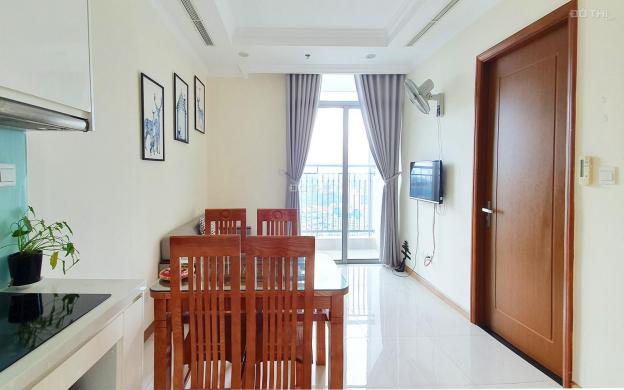 Cho thuê căn hộ Vinhomes Tân Cảng tòa Landmark 2, 2PN-1WC, Bình Thạnh, giá 20 triệu/tháng 13109917