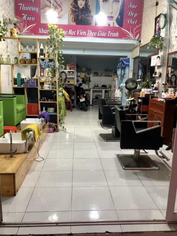 Cần sang nhượng tiệm tóc và nail gần KCN VISIP1, Thuận An 13112839