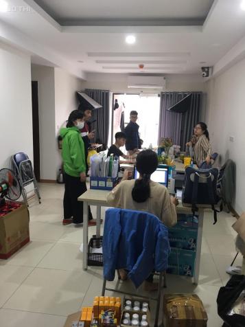 Cần cho thuê căn hộ văn phòng tại chung cư 31 Lê Văn Lương, 75m2, giá 12 tr/tháng. LH: 0936 226 992 13114410