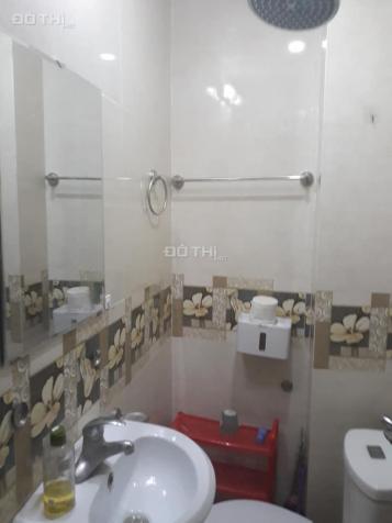 Bán nhà Đê La Thành nhỏ 34 m2, 4 tầng MT 3.5m, giá 2.95 tỷ 13117069