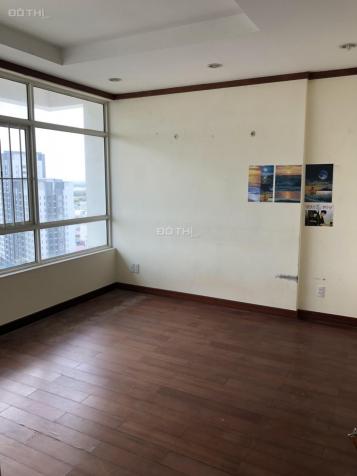 Bán căn hộ 88m2, 2PN, 2WC 2 tỷ sổ hồng chính chủ CC Phú Hoàng Anh view mát LH: 0903.388.269 13120872