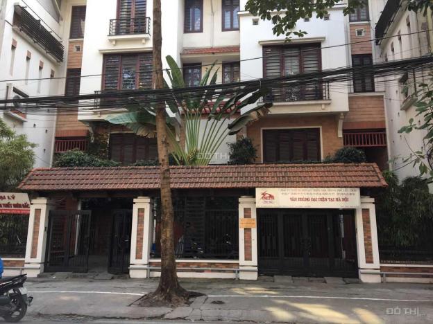 Cho thuê biệt thự mặt phố Nguyễn Văn Lộc, 150m2, mt 11m, nhà 3 tầng 13124602