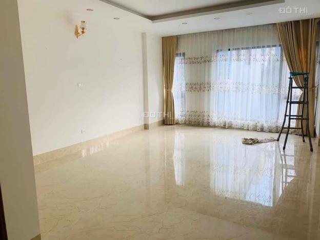 Bán nhà phố Huỳnh Thúc Kháng, Đống Đa, 52m2*5 tầng, gara ô tô, giá 8.9 tỷ 13135140