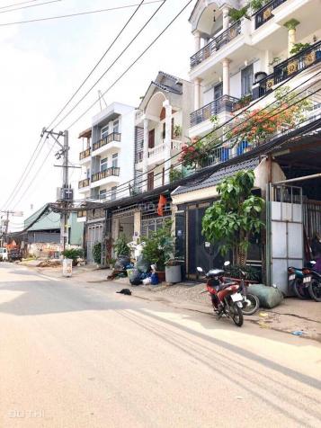 Đất ngay Phạm Văn Đồng - Đường Số 18, góc 2 mặt tiền kinh doanh, DT 8x15m, 120m2, sổ hồng chính chủ 13135597